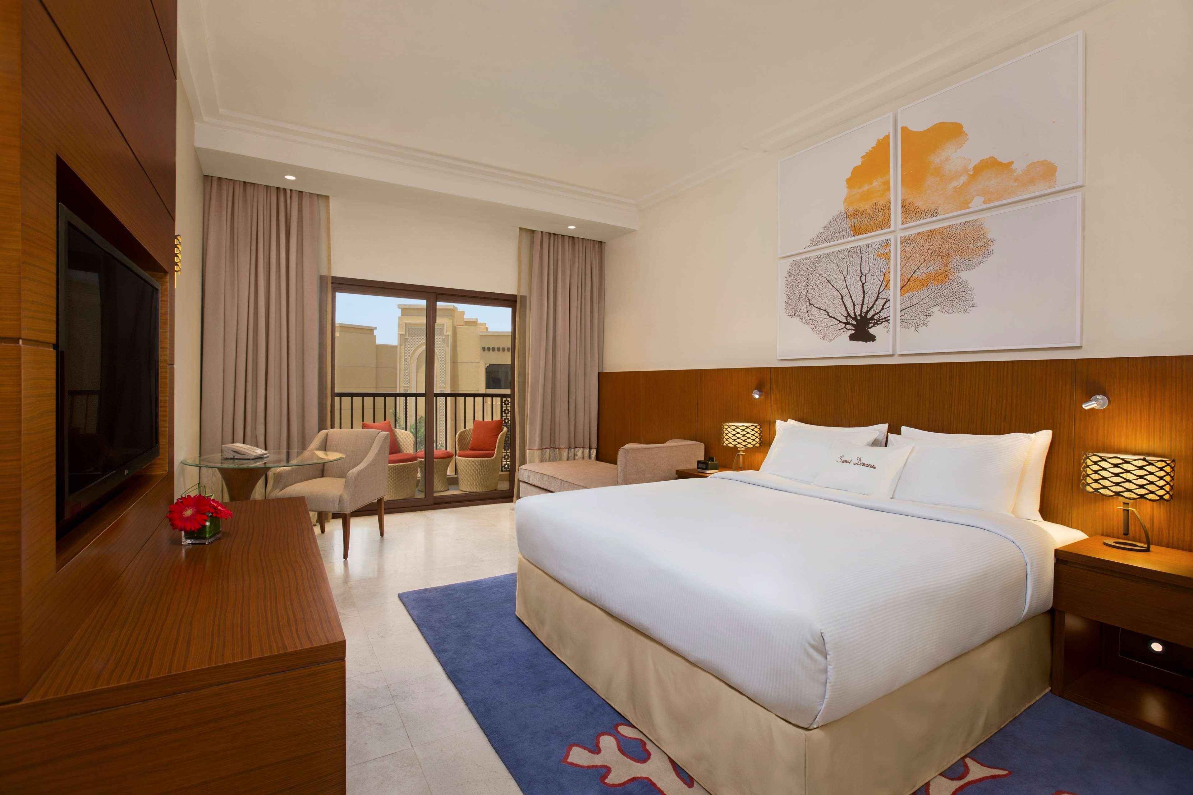 Doubletree By Hilton & Marjan Island 5* Рас-ель-Хайма