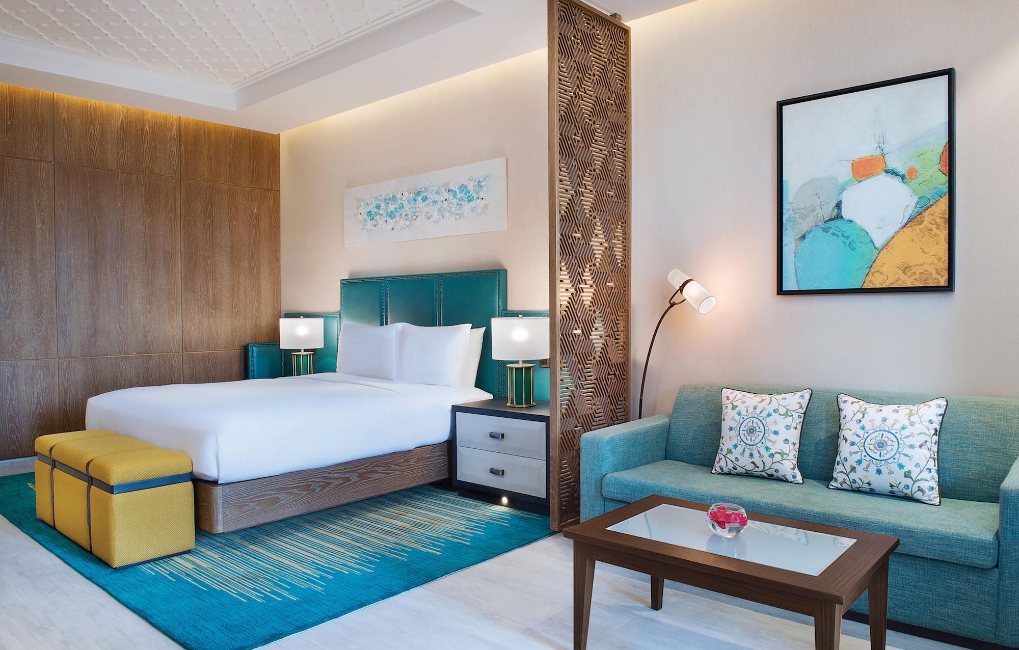 Doubletree By Hilton & Marjan Island Курортний комплекс