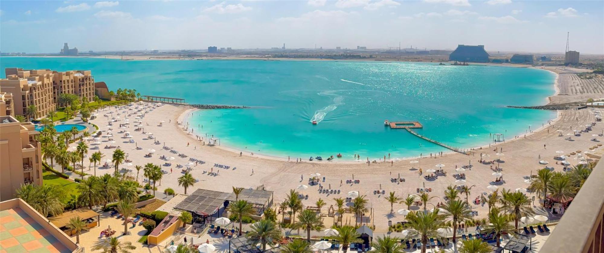 Resort Doubletree By Hilton & Marjan Island