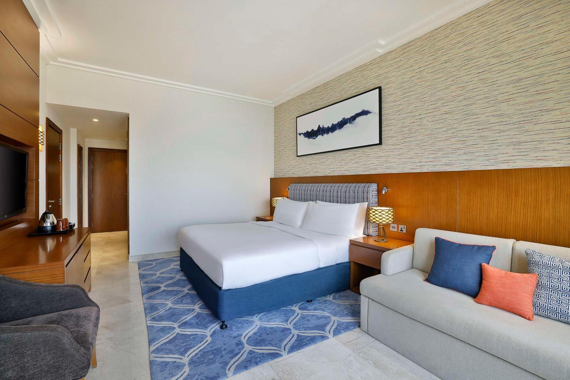 Doubletree By Hilton & Marjan Island