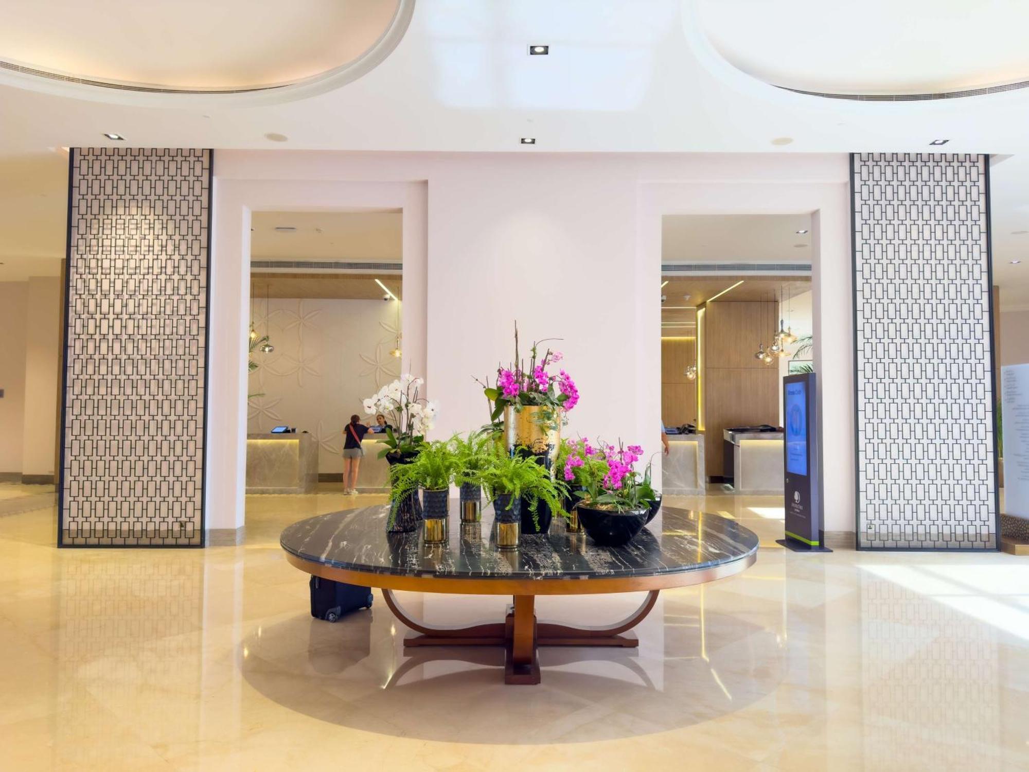 Doubletree By Hilton & Marjan Island 5* Ras al-Khaimah